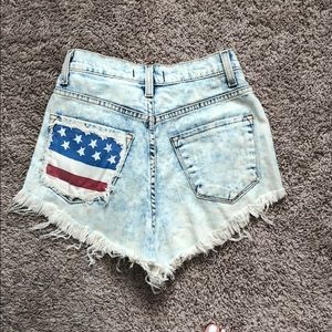 High wasted jean shorts - American flag